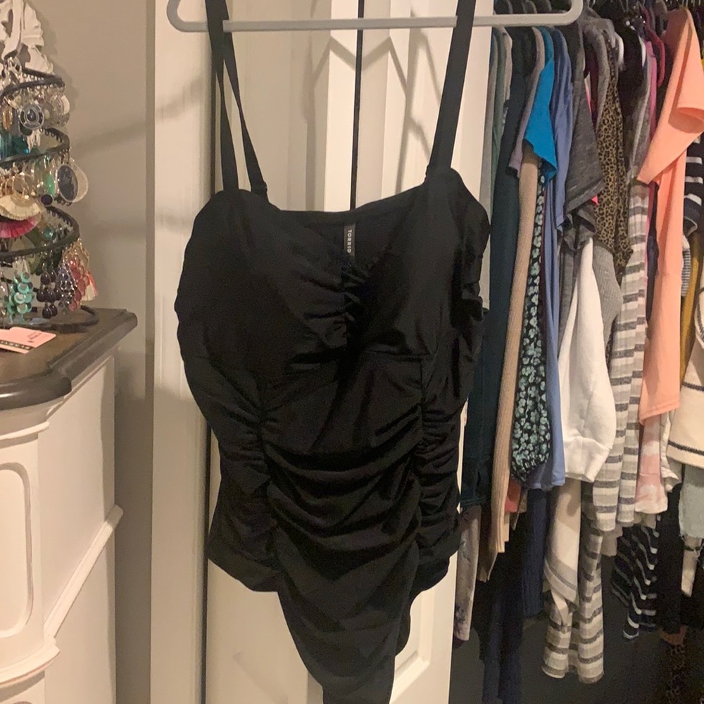 Size 3 torrid swim suit